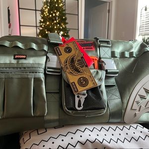 Sprayground - SPECIAL OPS
AIRBORNE DUFFLE